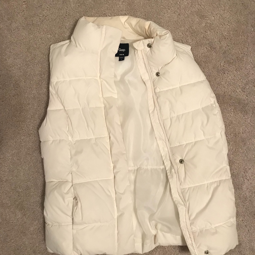 Gap Puffer Vest